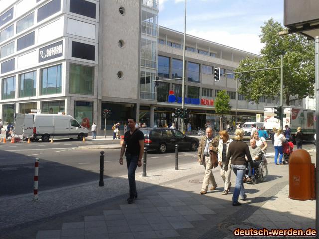 Boulevard Berlin Steglitz - Straßenseite