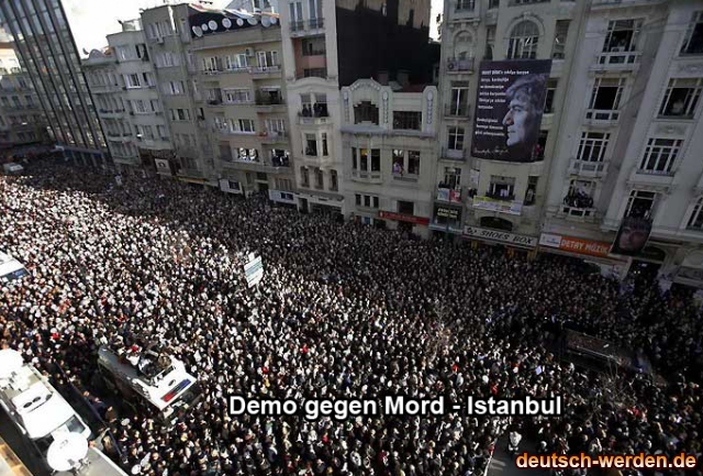 Demo gegen Mord von Hrant Dink in Istanbul