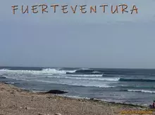 Westküste von Fuerteventura mit großen Wellen